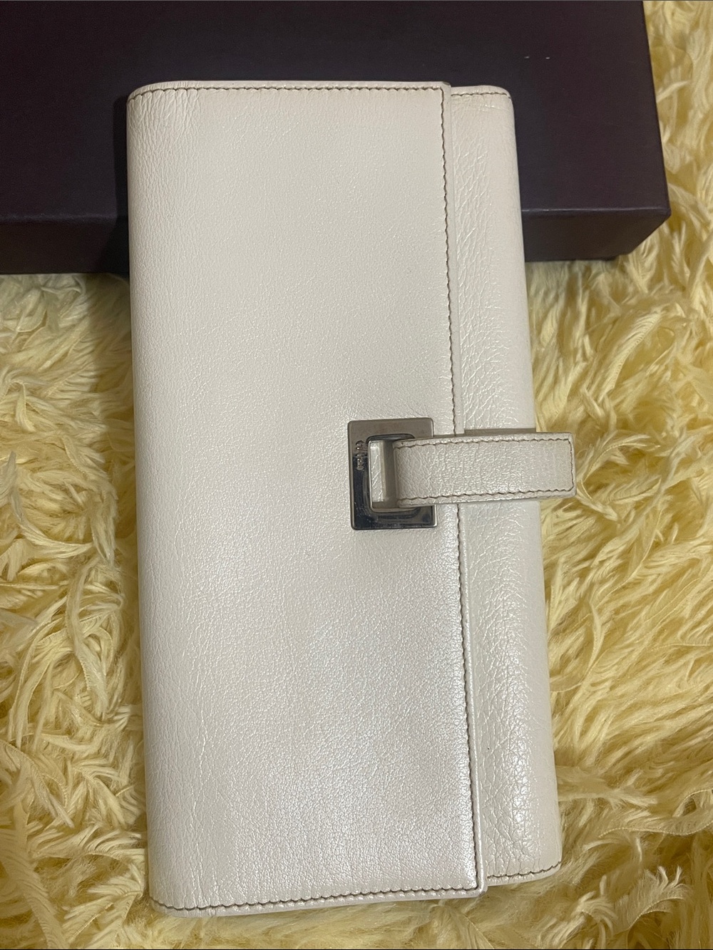 Authentic Vintage Prada Bianco Leather Flap Wallet with Silver Hardware - Picture 3 of 17